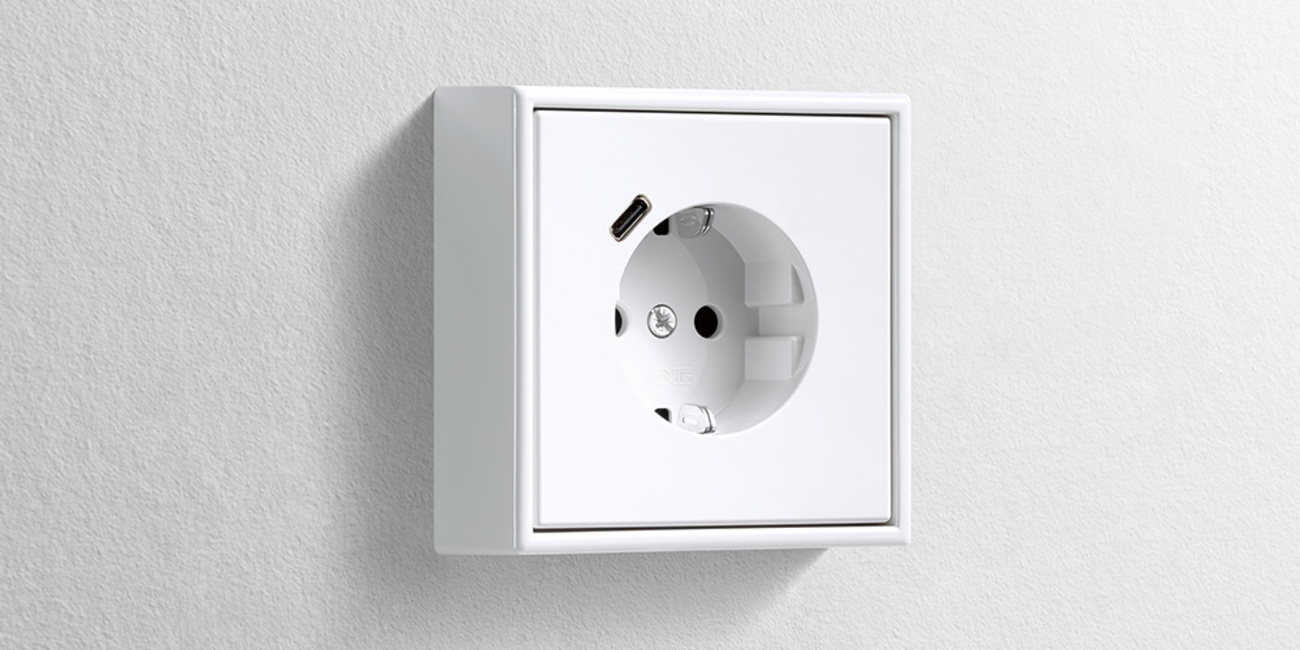 Erweiterter Anschlussraum für die Nachrüstung bei Demmel Elektrotechnik in Wolfratshausen